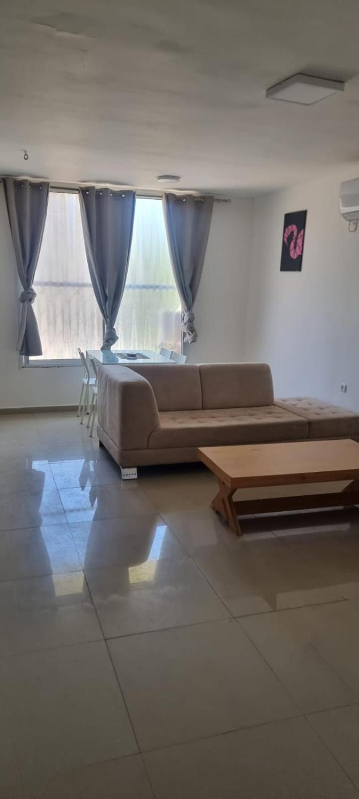 בית הנפלא ברחוב ברמן 엘라트 외부 사진